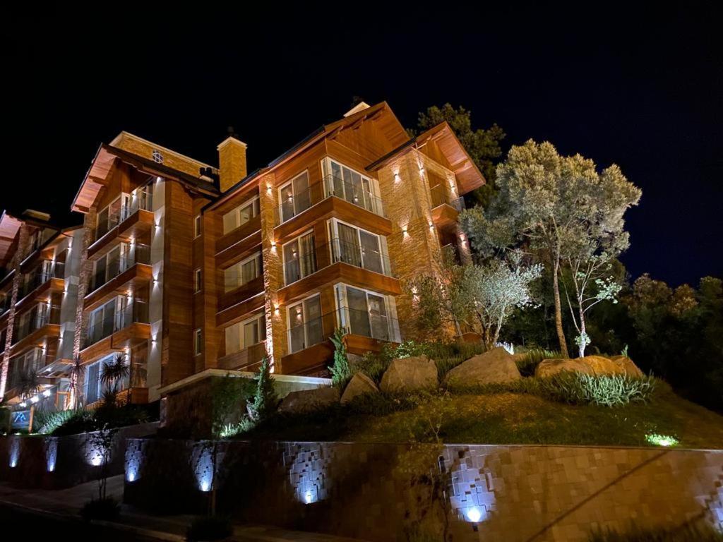 Alpes da Montanha próximo ao centro Gramado Exterior foto